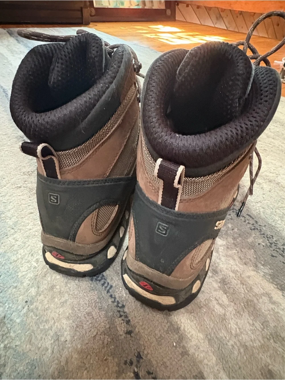 Men’s Salomon Quest 4D 2 GTX Hiking Tactical Boots Size 11.5